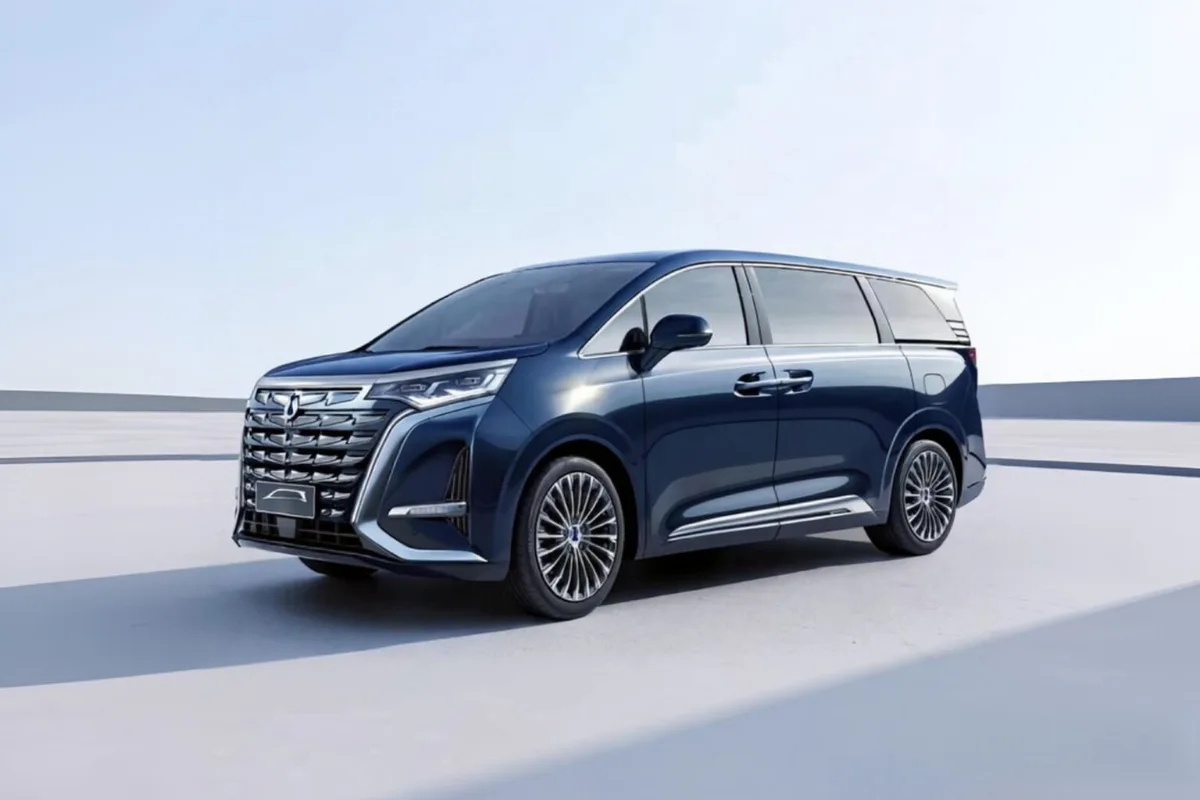 BYD DENZA D9